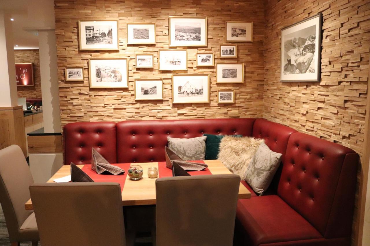 Hotel Waldeck Mit Restaurant "Florian'S" Фельдберг Екстер'єр фото